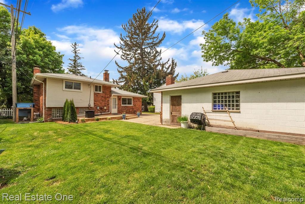 3024 Starr Road Royal Oak, MI 48073 - Photo 37 of 42