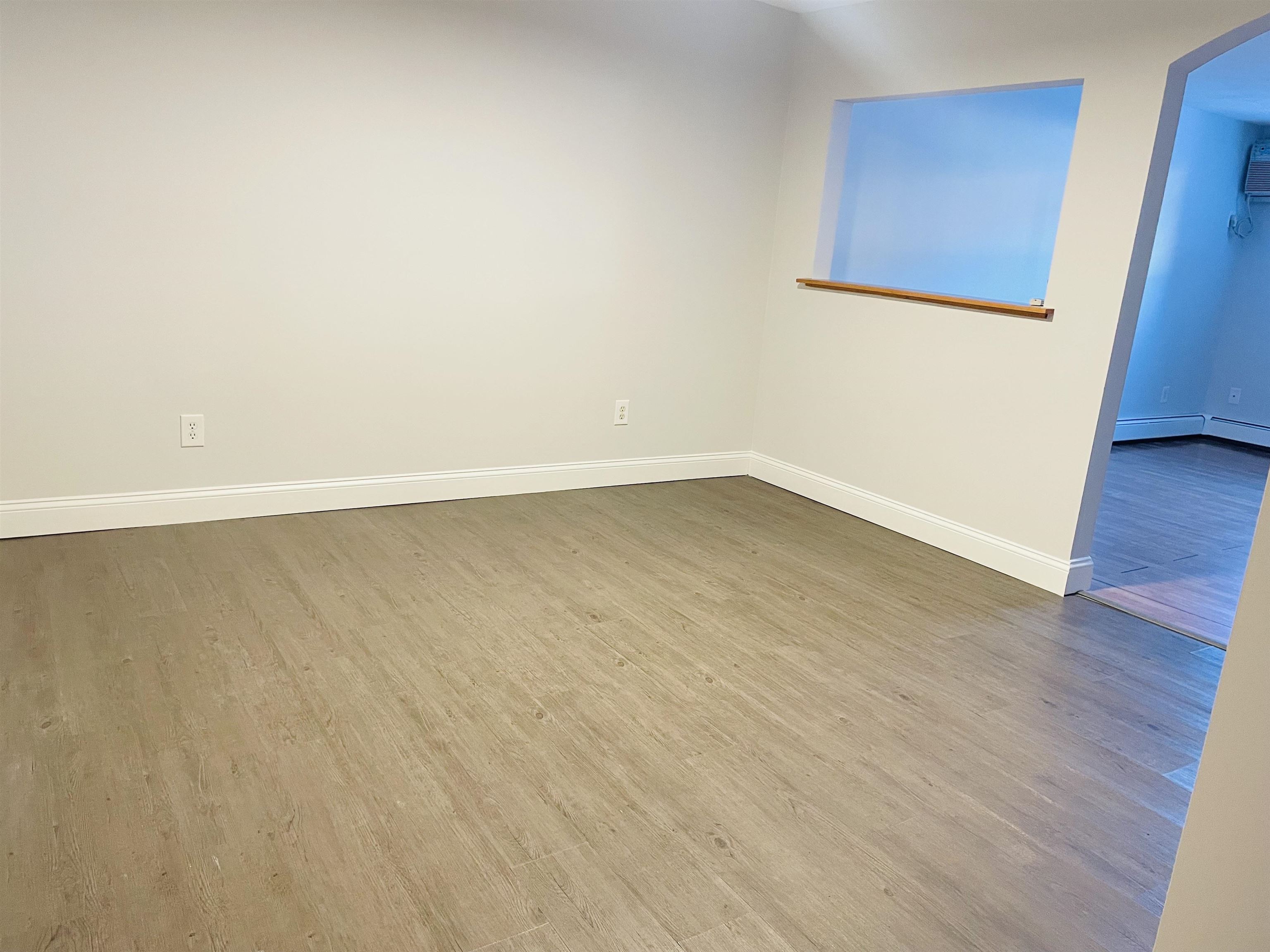 2 Silvestri Circle, Unit 5 Derry, NH 03038 - Photo 4 of 5