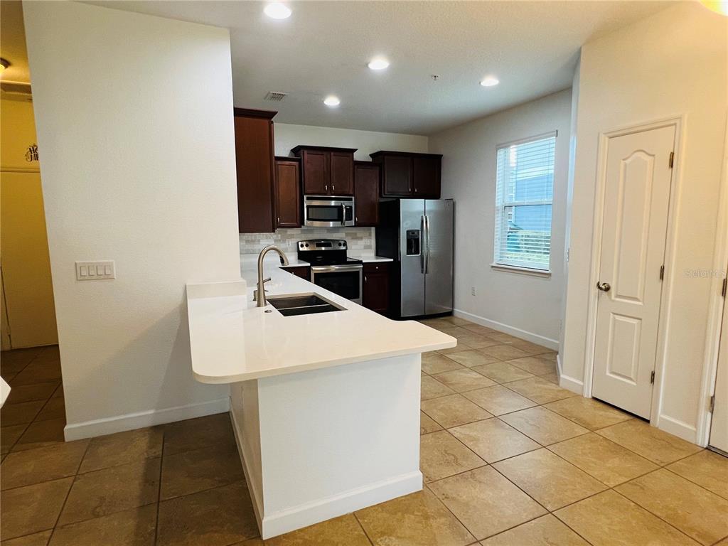 6546 South Goldenrod Road, Unit 72B Orlando, FL 32822 - Photo 9 of 28