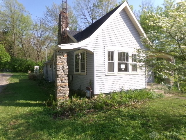 107 East Walnut Street Spring Valley, OH 45370 - Photo 2 of 19