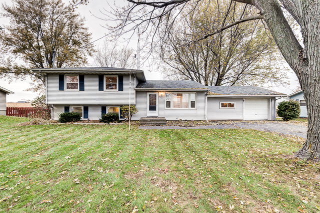 23577 Airport Road Sycamore, IL 60178 - Photo 1 of 25