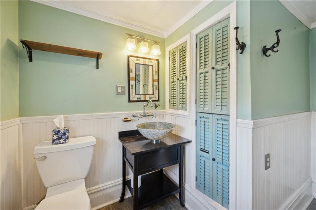 210 Craigsville Road Worthington, PA 16262 - Photo 23 of 47 FULL UPPER LEVEL BATH WITH SOAK TUB.