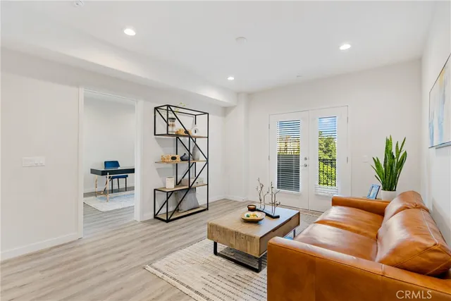 $708,000 | 419 North Chandler Avenue, Unit 307, Monterey Park, CA 91754