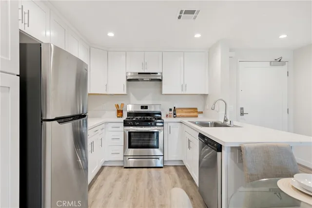 $708,000 | 419 North Chandler Avenue, Unit 307, Monterey Park, CA 91754