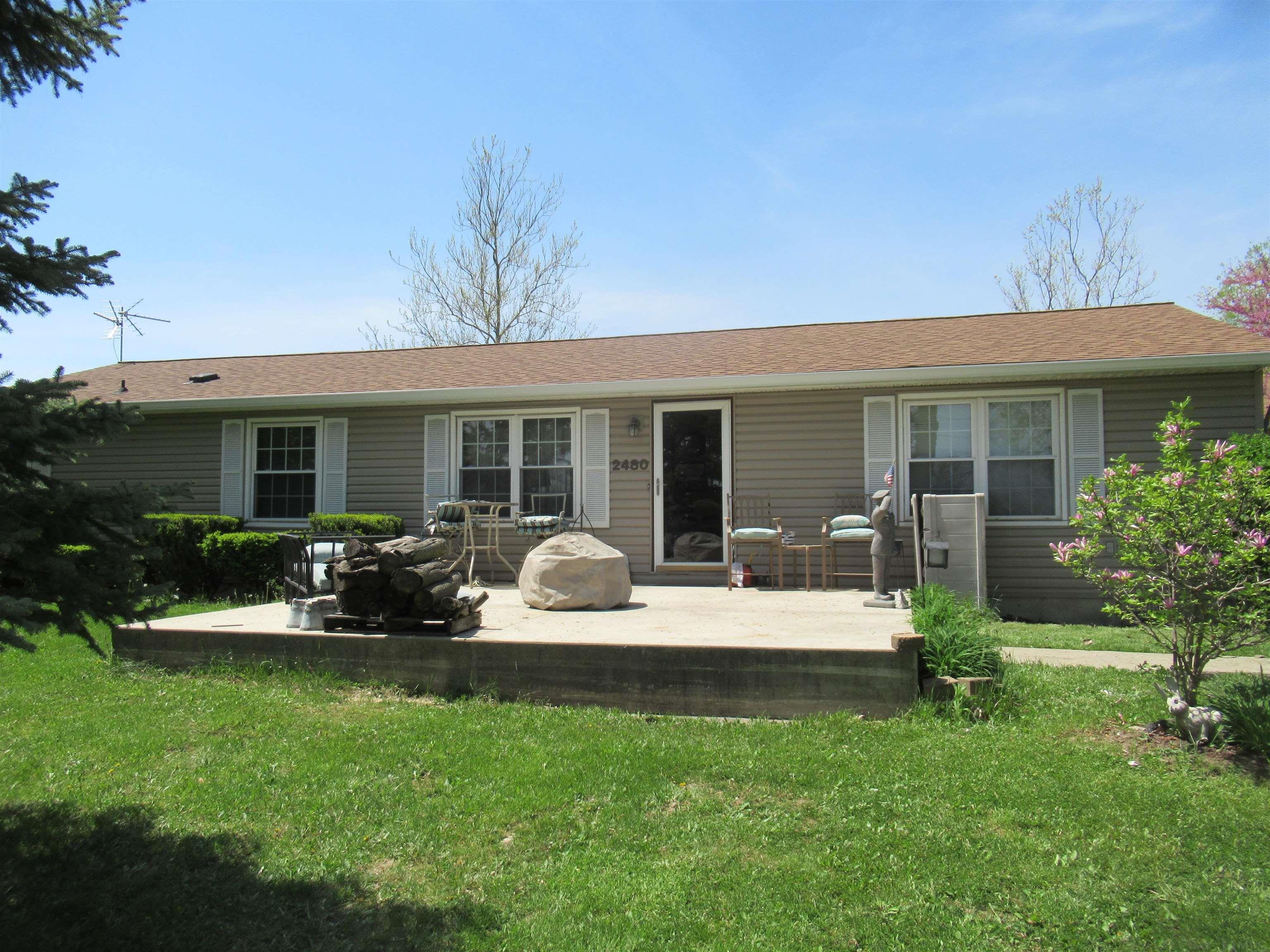 2480 South 800 East, Columbia City, IN 46725 Compass