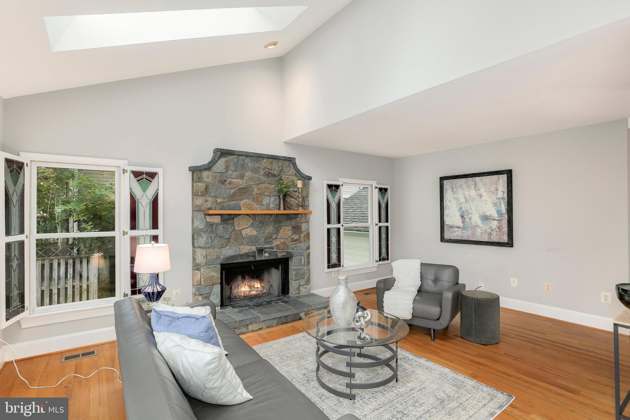 4408 Sangamore Road Bethesda, MD 20816 - Photo 16 of 37 Gallery Image 16