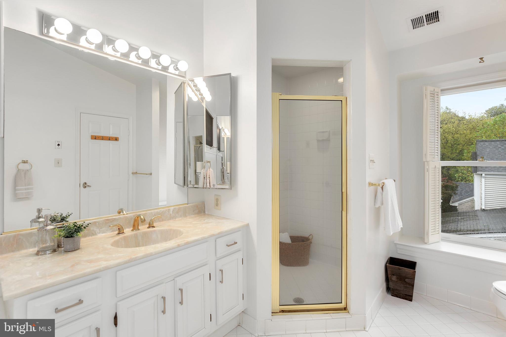 4408 Sangamore Road Bethesda, MD 20816 - Photo 25 of 37 Gallery Image 25