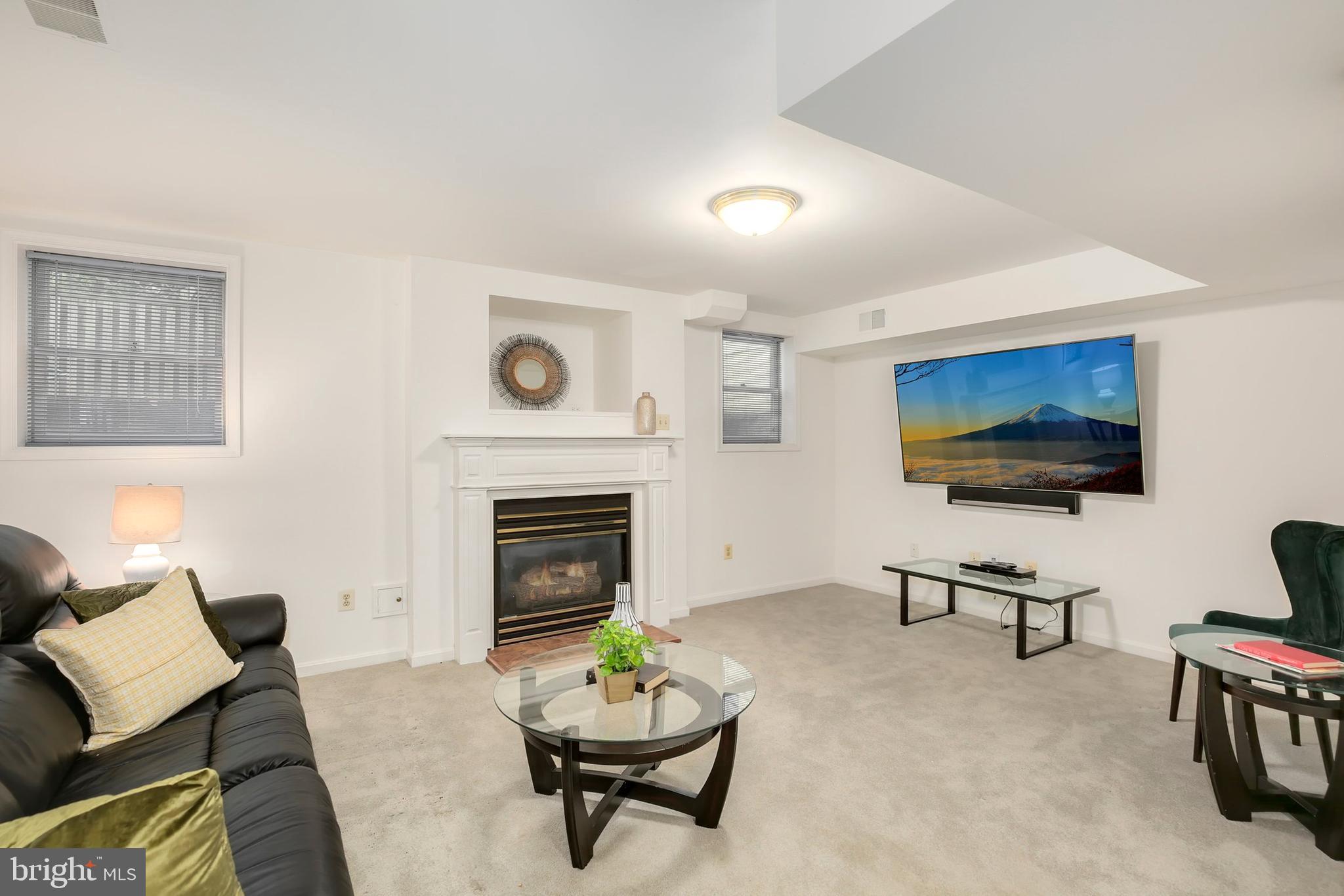 4408 Sangamore Road Bethesda, MD 20816 - Photo 32 of 37 Gallery Image 32