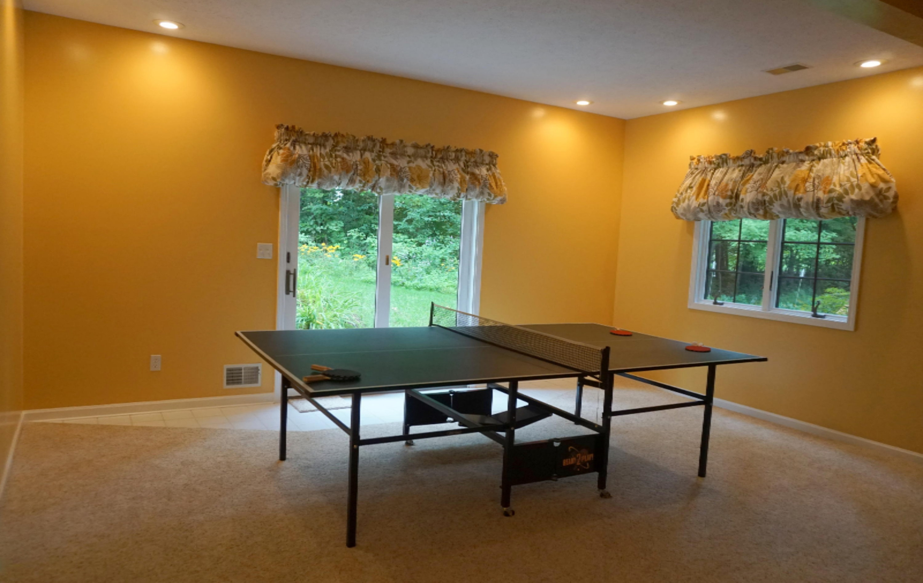 6457 North Sprinkle Road Kalamazoo, MI 49004 - Photo 54 of 62 Room for your table