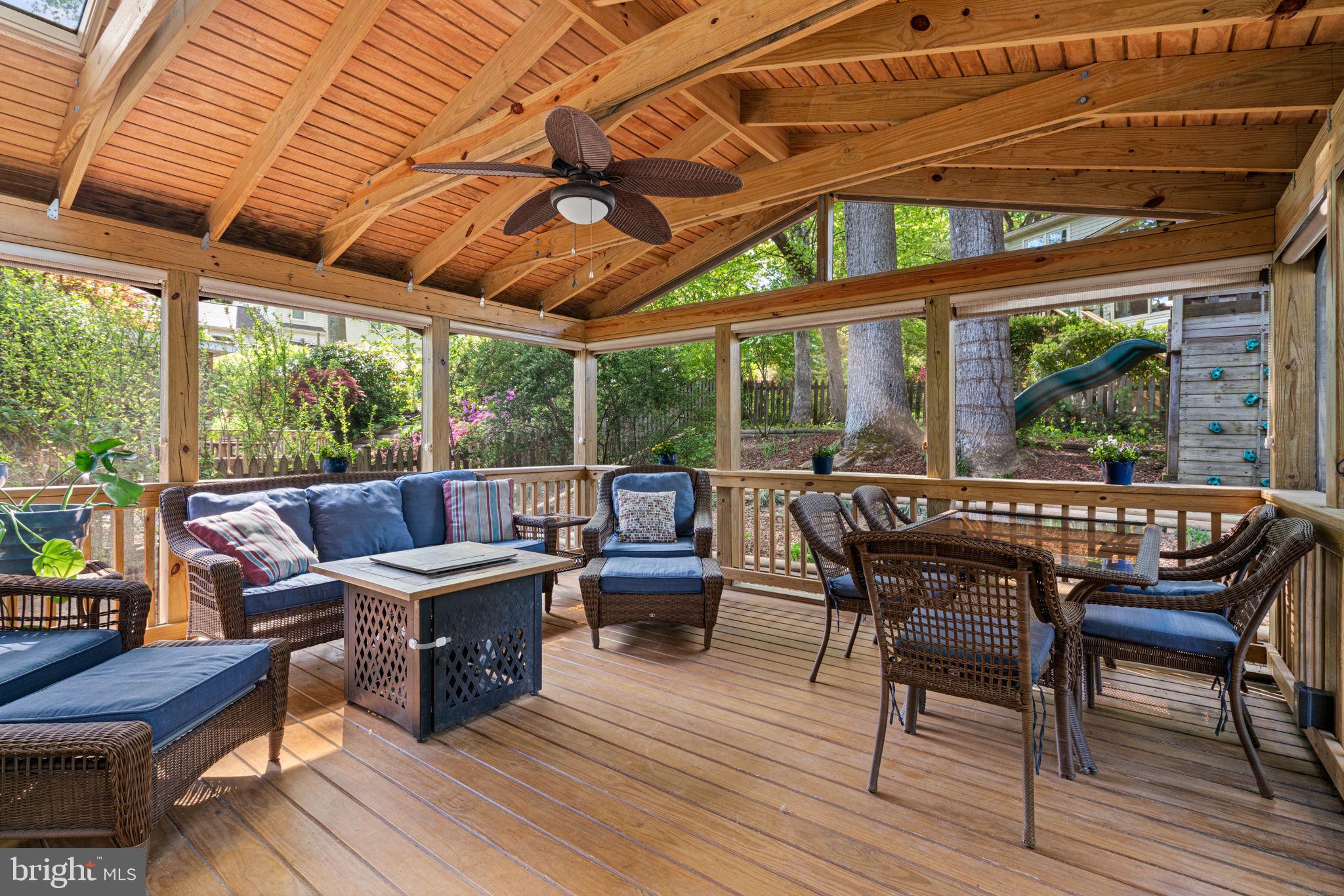 9833 Natick Road Burke, VA 22015 - Photo 3 of 50