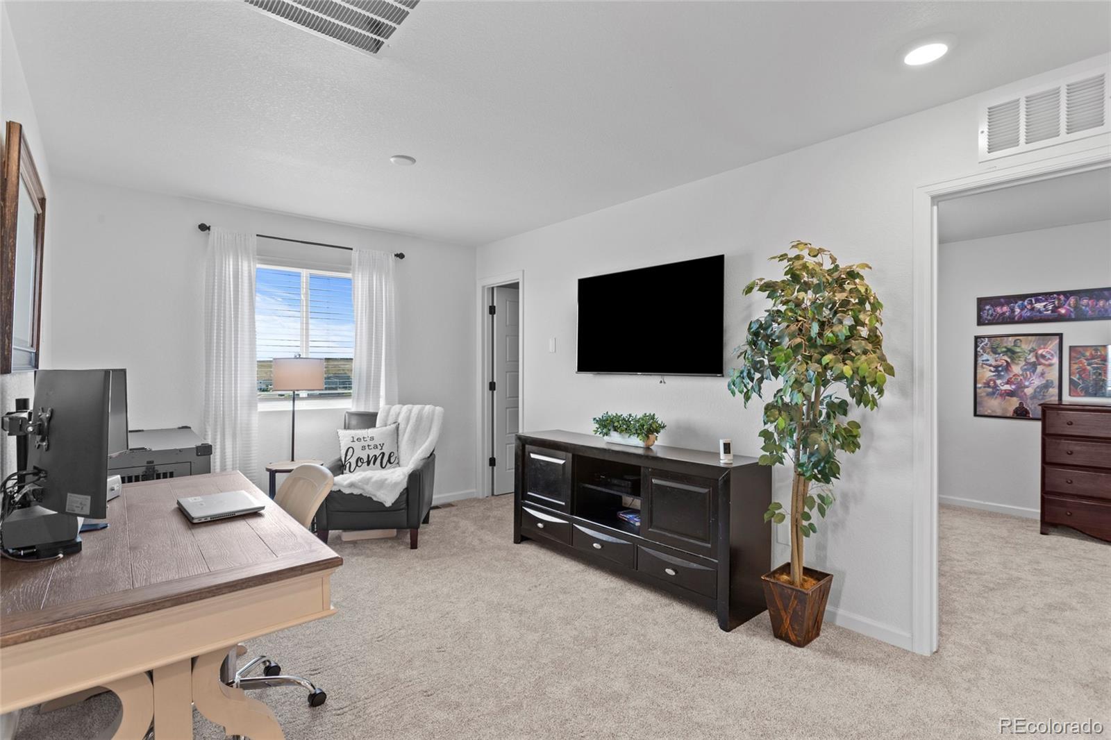 42835 Hawktree Circle Elizabeth, CO 80107 - Photo 33 of 48 Gallery Image 33
