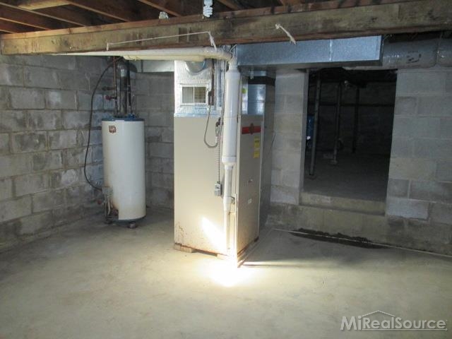 5481 Hammond Road Lapeer, MI 48446 - Photo 25 of 30 31191395-24.JPG