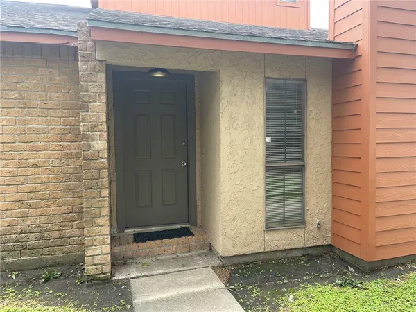 $1,400 | 11214 Willowood Creek Drive, Corpus Christi, TX 78410