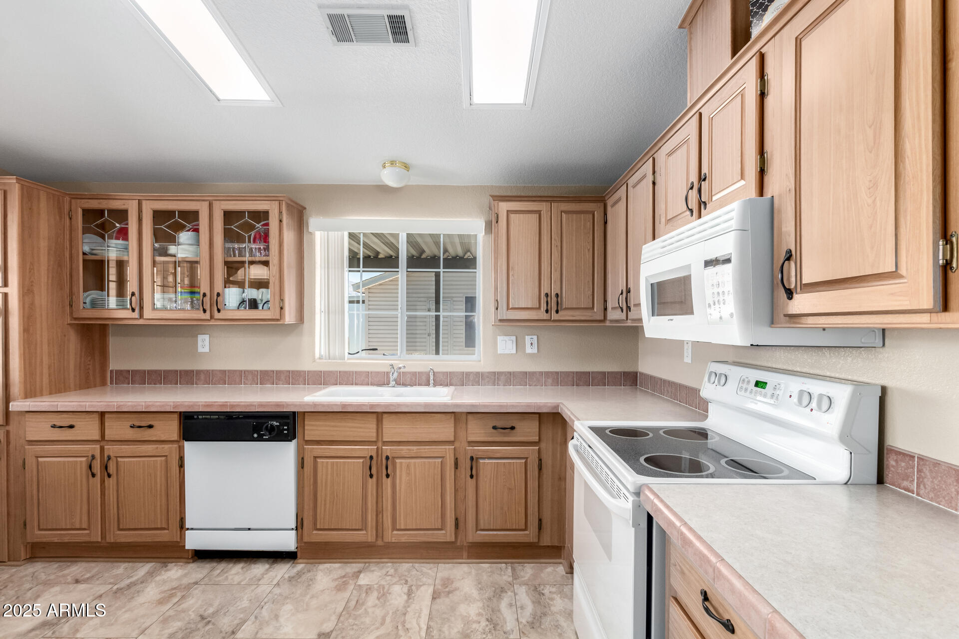 3301 South Goldfield Road, Unit 1063 Apache Junction, AZ 85119 - Photo 13 of 26 15- Goldfield