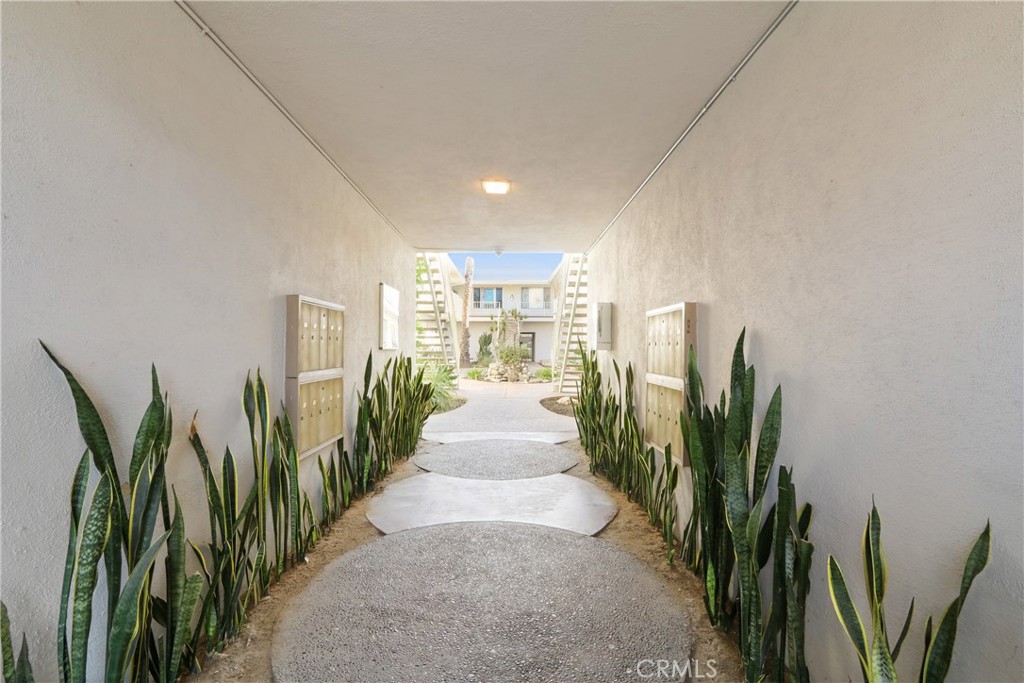 840 Cedar Avenue, Unit 20 Long Beach, CA 90813 - Photo 3 of 20