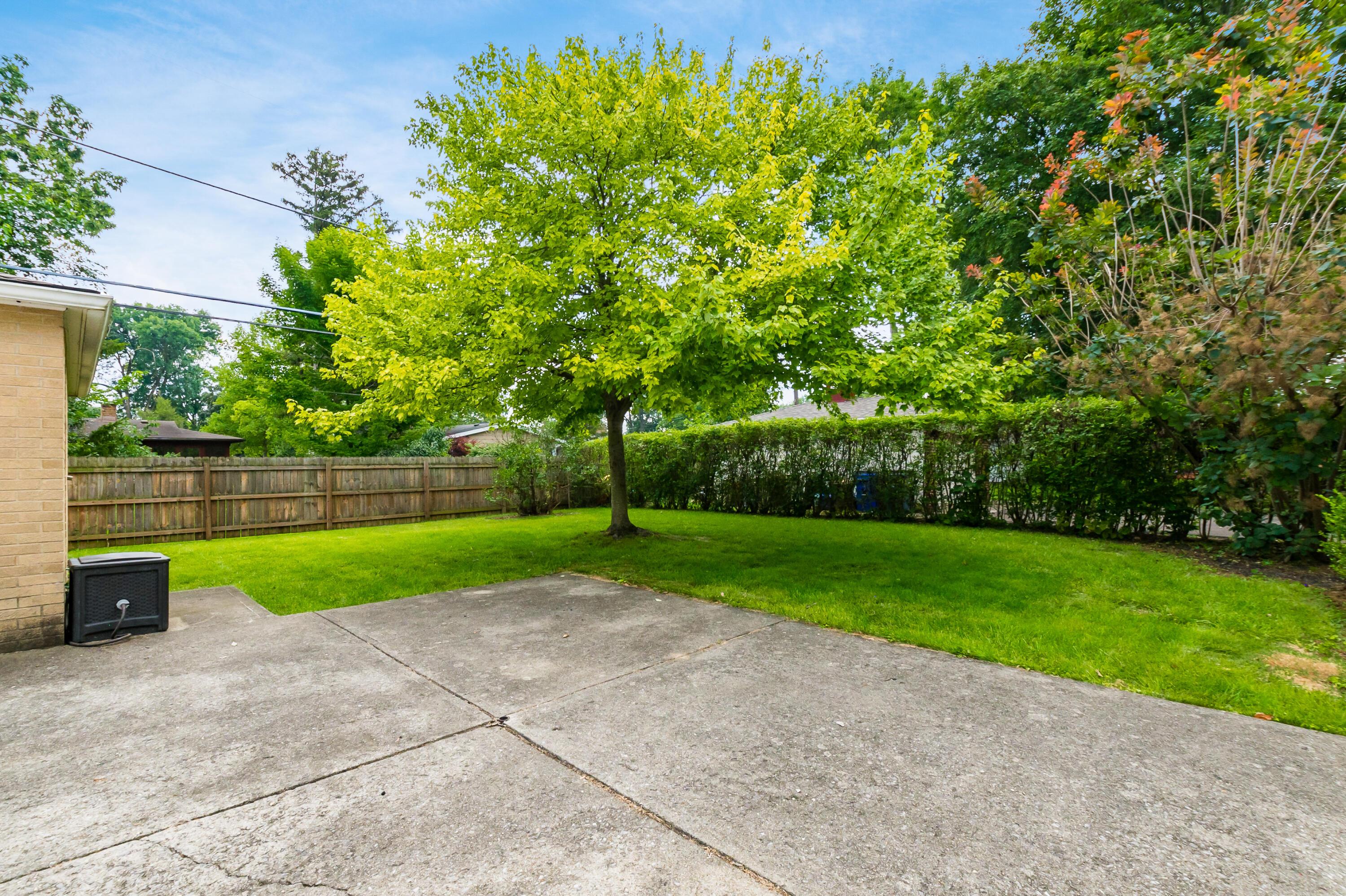 1929 Milden Road Upper Arlington, OH 43221 - Photo 32 of 36 Patio