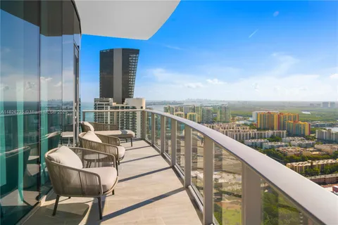 $23,990,000 | 17475 Collins Avenue, Unit PH3201, Sunny Isles Beach, FL 33160