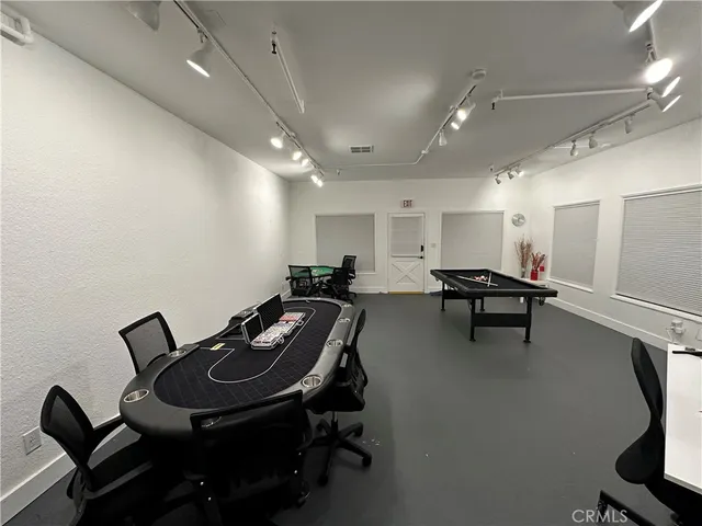 $2,200 | 7561 Center Avenue, Unit 15, Huntington Beach, CA 92647