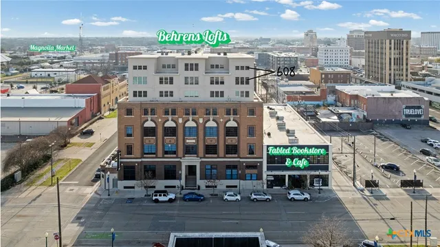 $915,000 | 219 South 4th Street, Unit 608, Waco, TX 76701