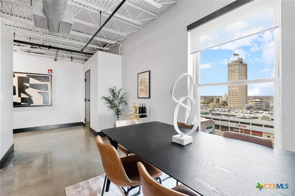 a view of entryway and hall