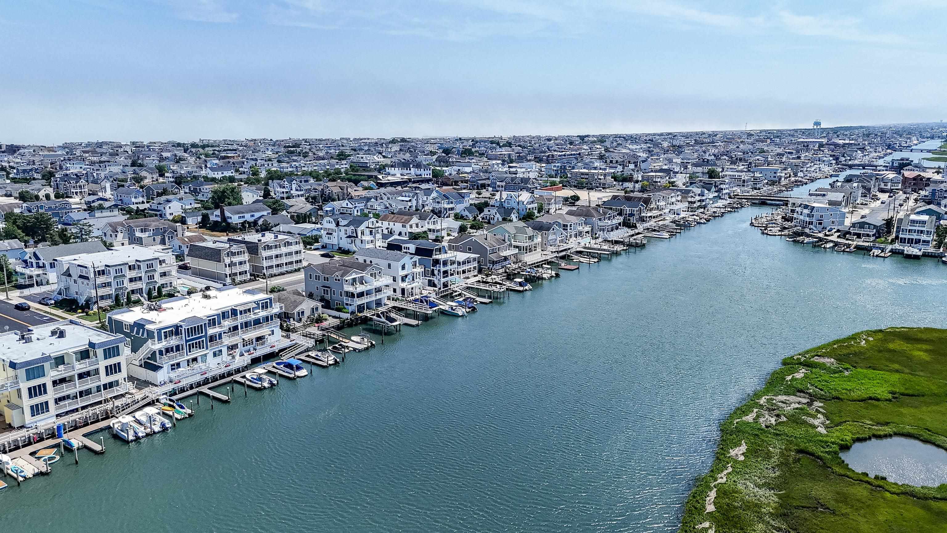 1708 Ocean Drive, Unit 6 Avalon, NJ 08202 - Photo 18 of 18 an aerial view of a city
