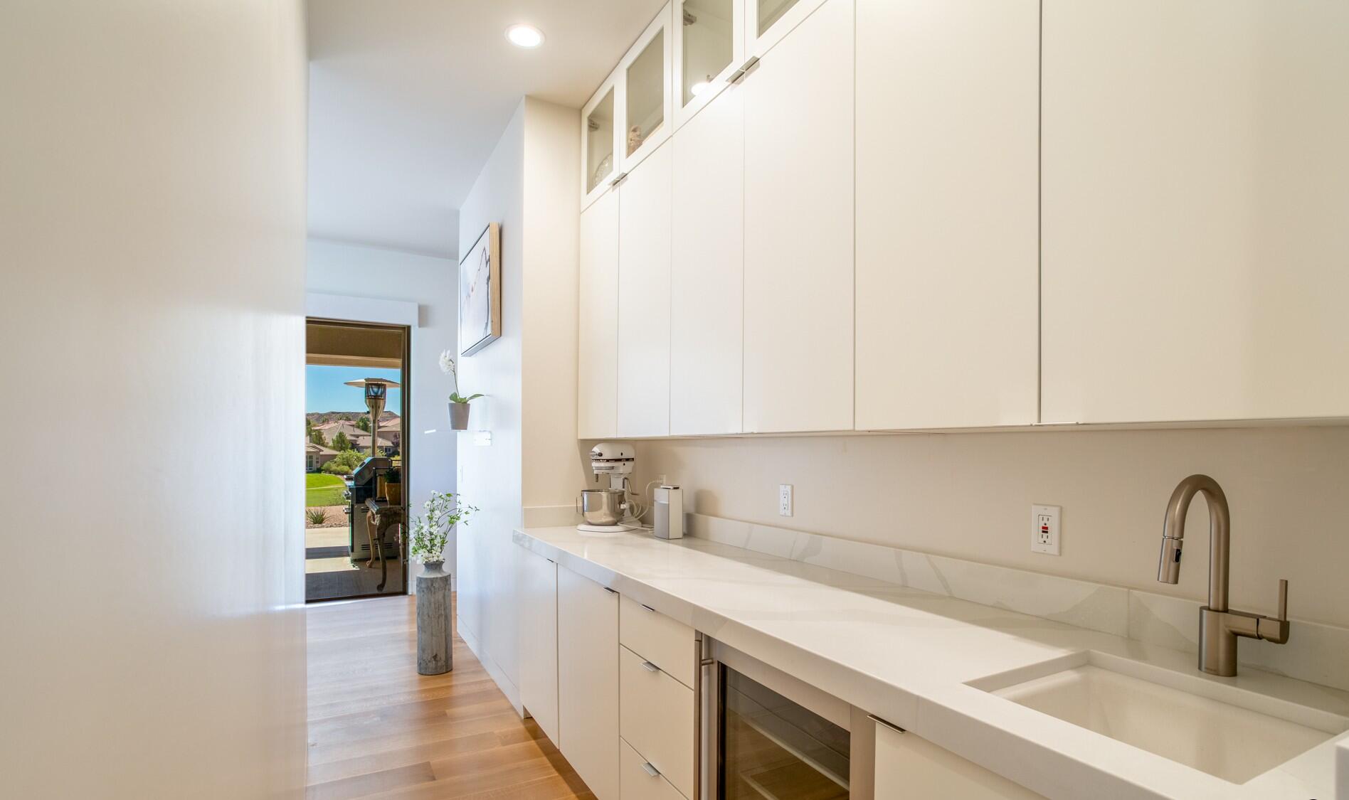2679 Emeraud Drive St. George, UT 84770 - Photo 10 of 23 Butler Pantry Reverse