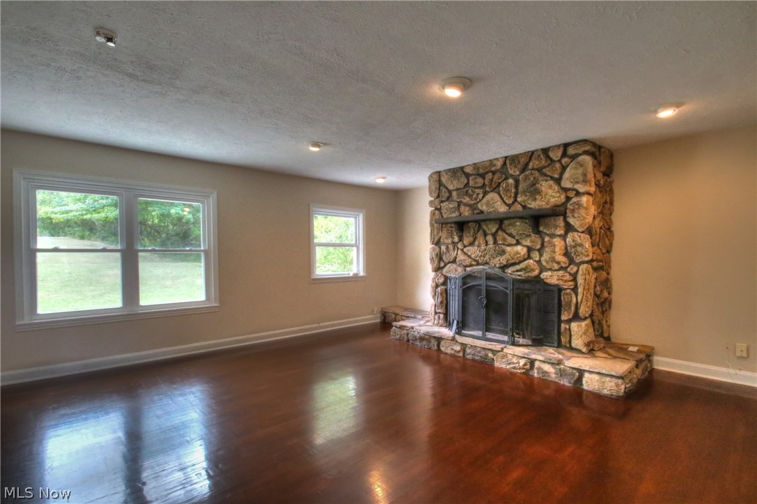 33801 Eddy Road Willoughby, OH 44094 - Photo 3 of 33