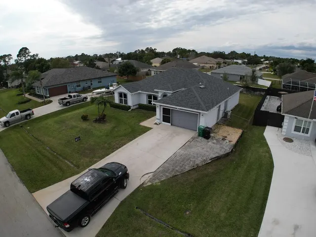 $2,700 | 1772 Southwest Bonanza Street, Port St. Lucie, FL 34953