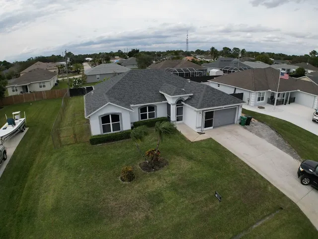 $2,700 | 1772 Southwest Bonanza Street, Port St. Lucie, FL 34953