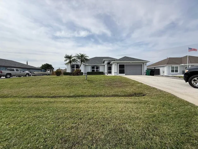 $2,700 | 1772 Southwest Bonanza Street, Port St. Lucie, FL 34953