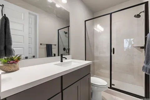 $899,000 | 28703 Inverness Pass, Boerne, TX 78006