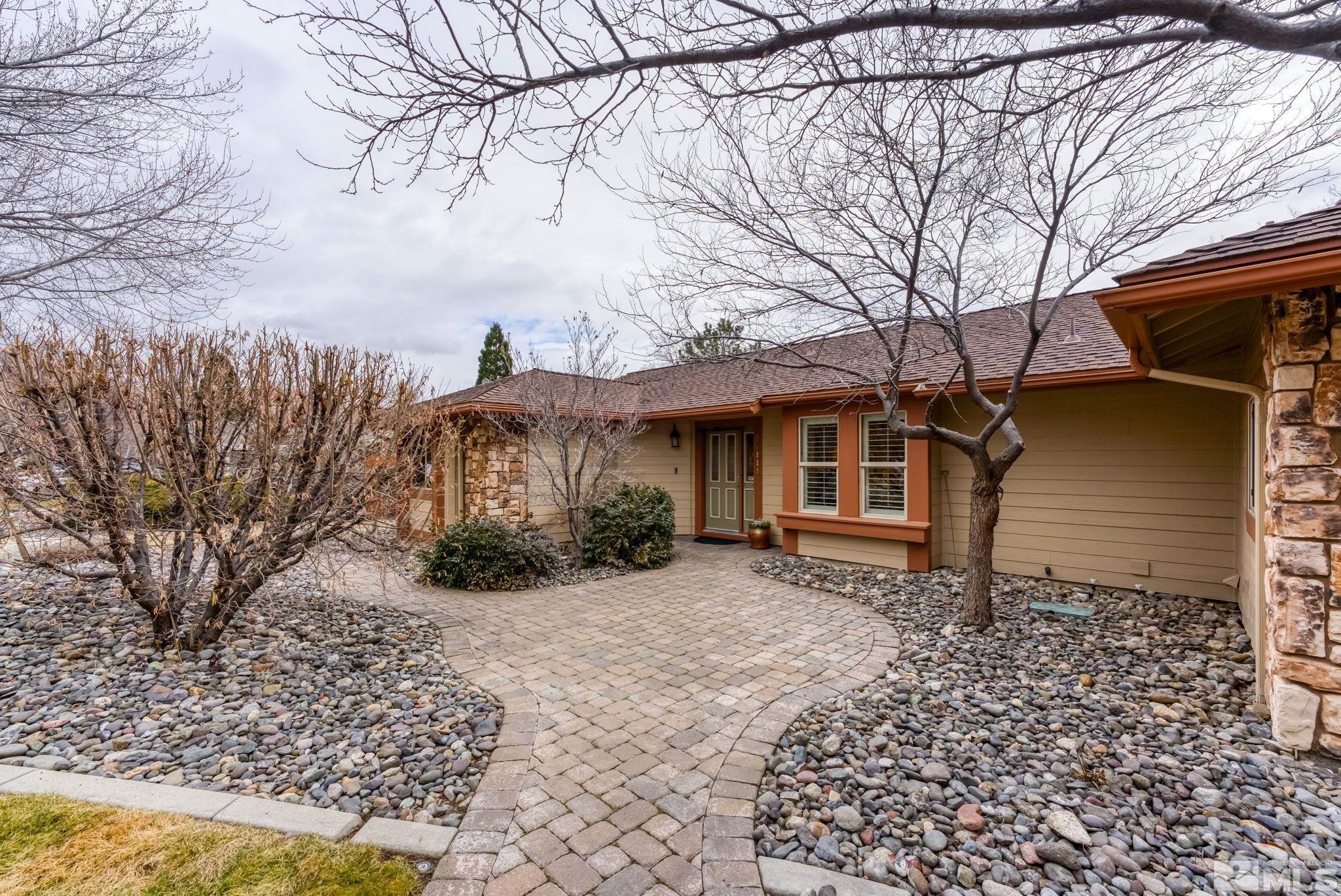 10230 Timberwolf Drive Reno, NV 89523 - Photo 5 of 40 Photo 5