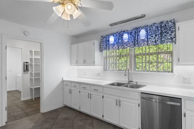 $480,000 | 2365 Tumbleweed Drive, Navarre, FL 32566