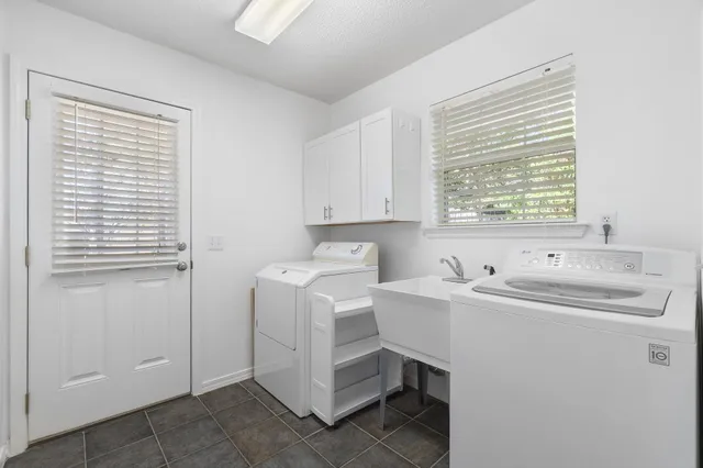 $480,000 | 2365 Tumbleweed Drive, Navarre, FL 32566