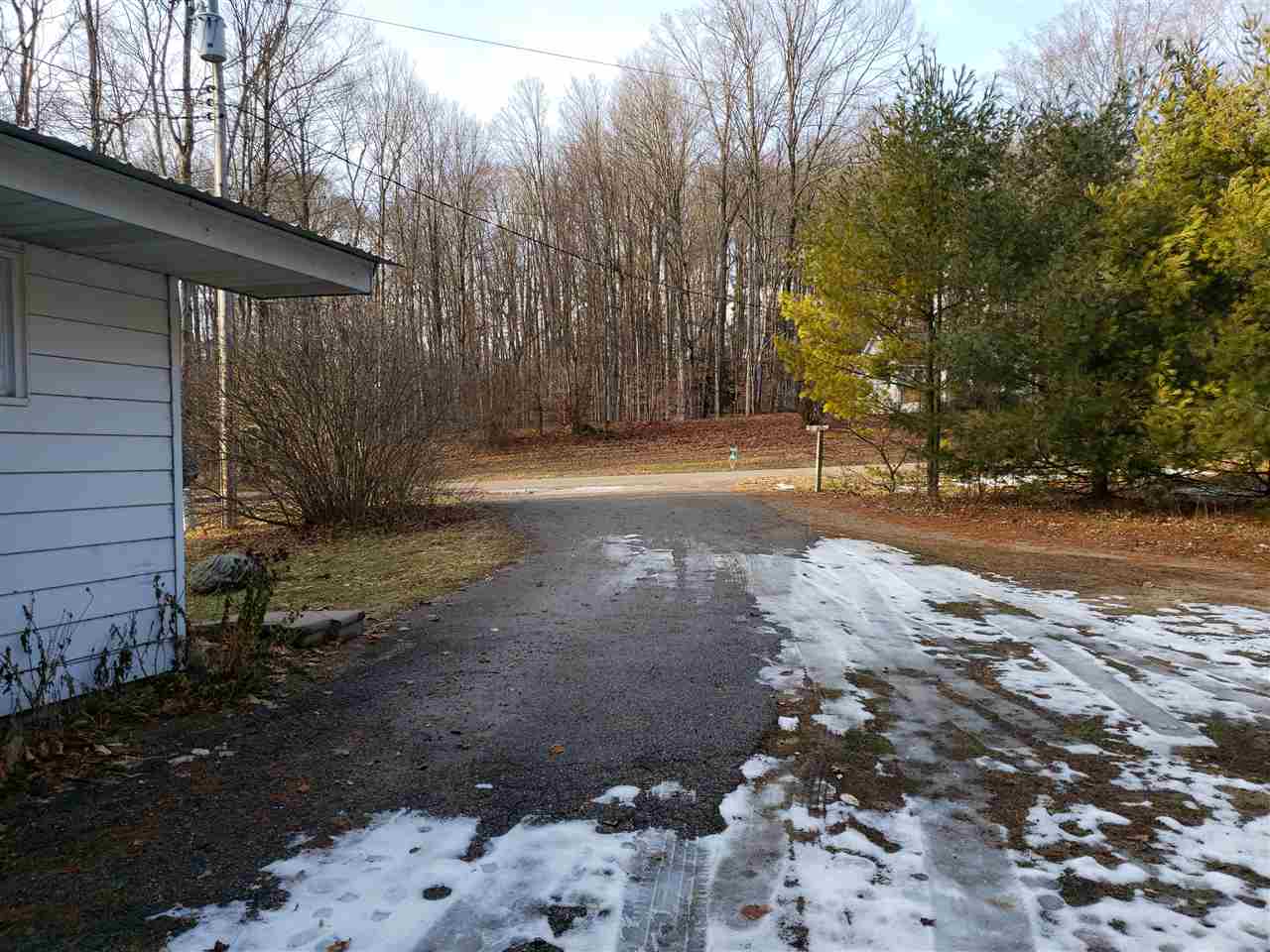 1801 Nichols Road Beulah, MI 49617 - Photo 44 of 46 1870888-43.JPG