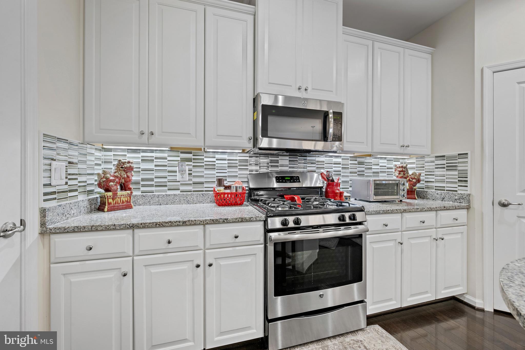 313 Lennox Drive Fallston, MD 21047 - Photo 18 of 66 Beautiful Countertops and backsplash