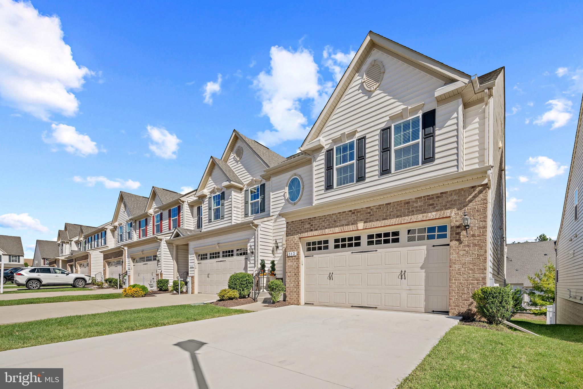 313 Lennox Drive Fallston, MD 21047 - Photo 4 of 66 Angle view of home showing end of group status