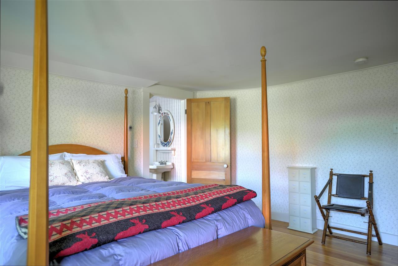 936 Brandon Mountain Road Rochester, VT 05767 - Photo 13 of 40