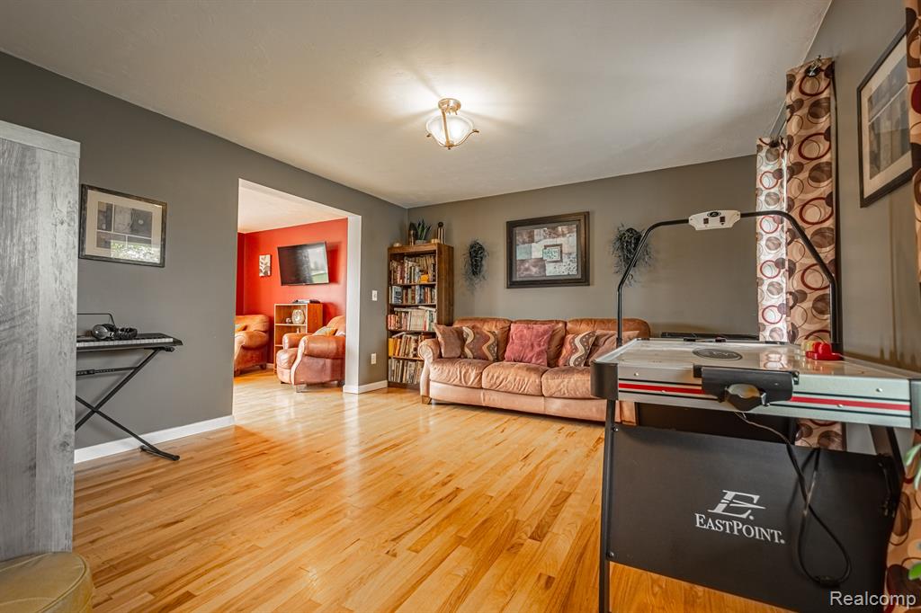 9429 Brandon Road Avoca, MI 48006 - Photo 15 of 44