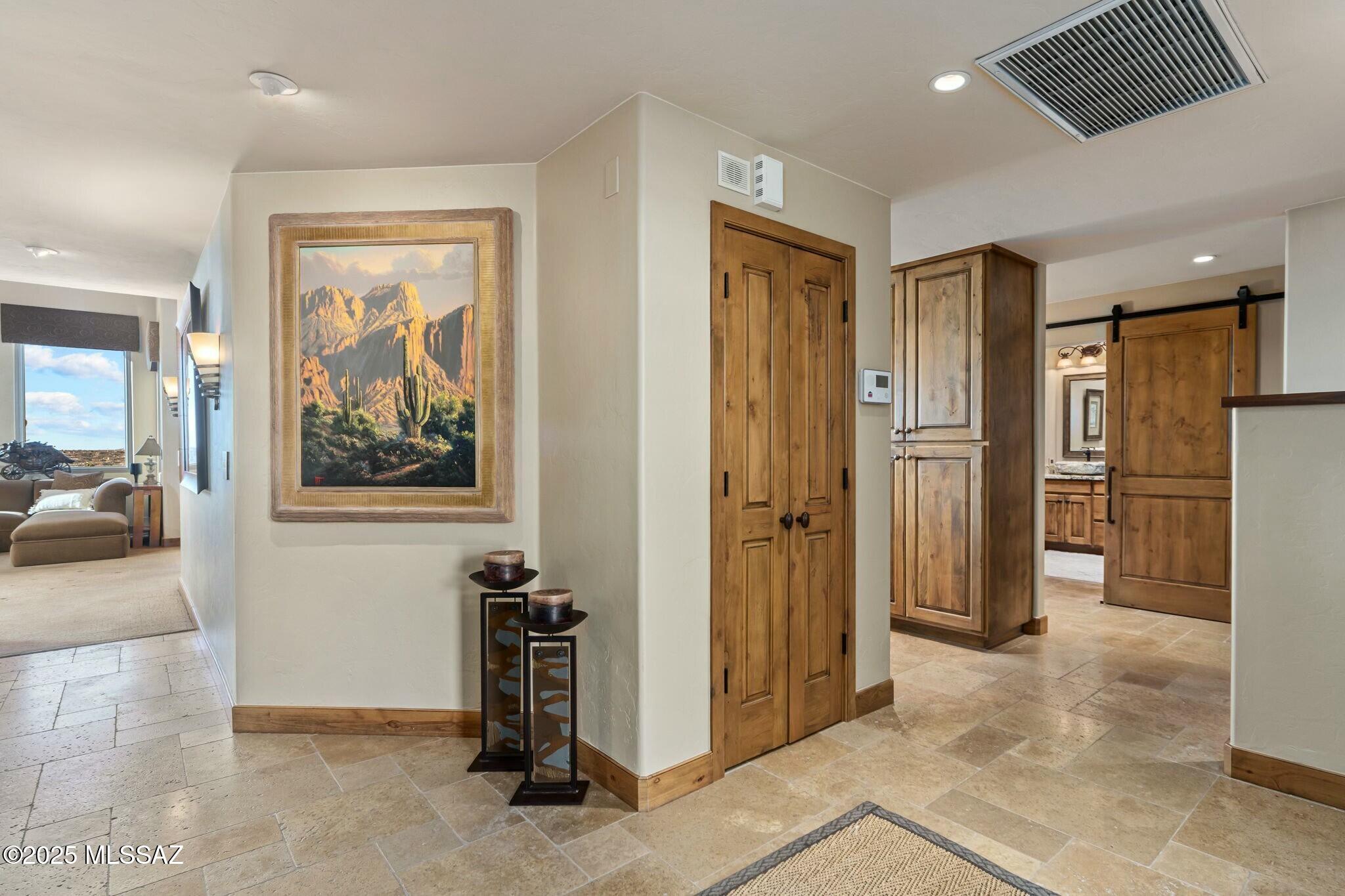 9810 North Ridge Shadow Place Tucson, AZ 85704 - Photo 11 of 51 Gallery Image 11
