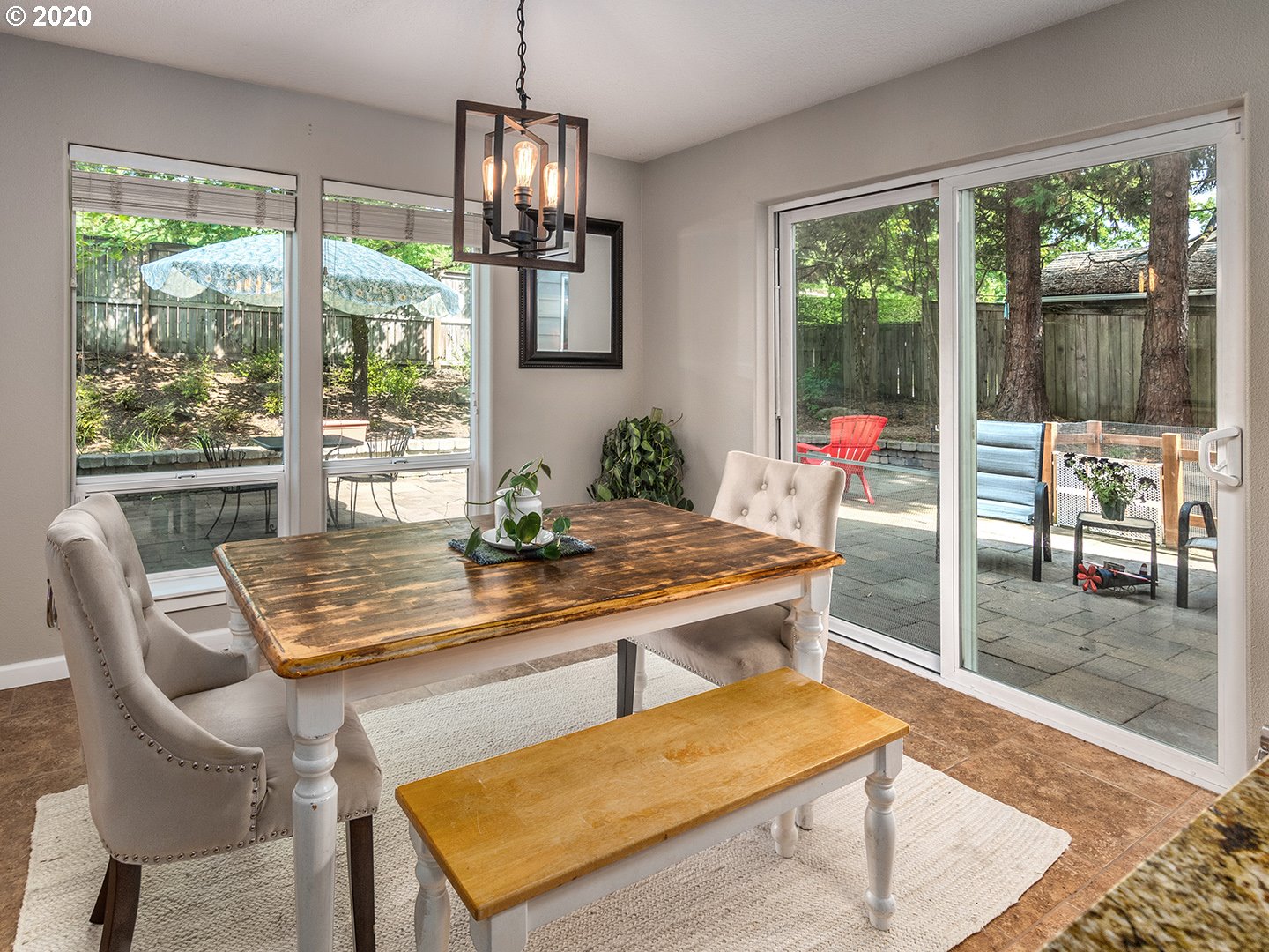 22050 Southwest Grahams Ferry Road Tualatin, OR 97062 - Photo 10 of 27 Dining Area