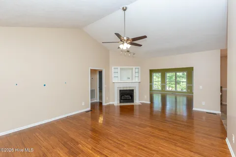 $520,000 | 142 Overlook Drive, West End, NC 27376