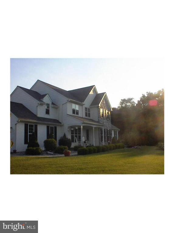 932 Pine Hill Road Lititz, PA 17543 - Photo 13 of 25