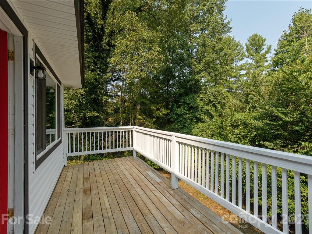 85 Elliot Ridge Lane Hendersonville, NC 28792 - Photo 20 of 24 Gallery Image 20