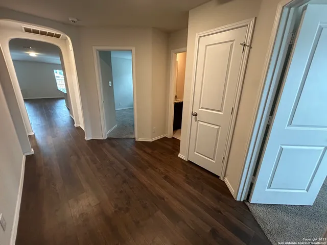 $1,725 | 8215 Falcon Meadow Drive, Converse, TX 78109