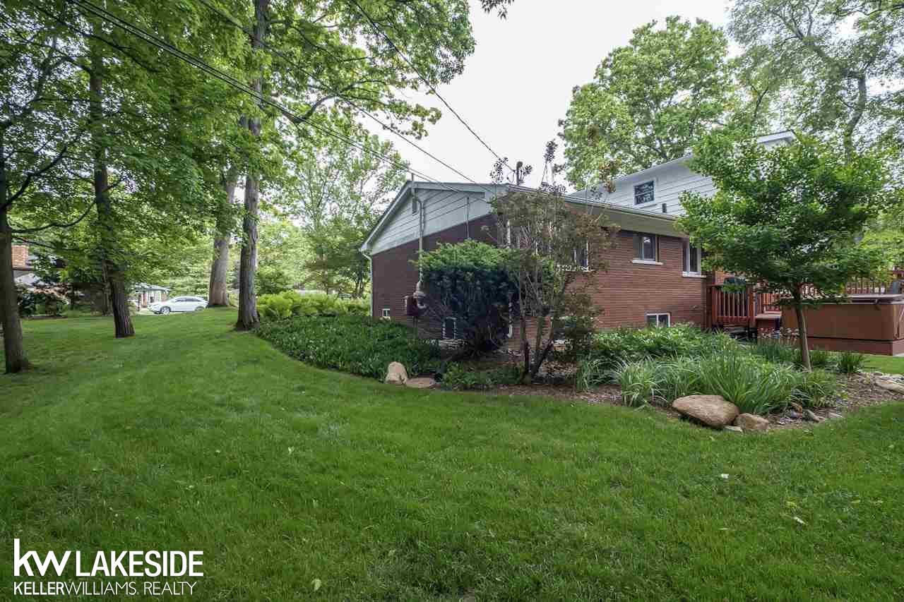 639 Alpine Court Rochester, MI 48309 - Photo 52 of 54 50076706-51.JPG
