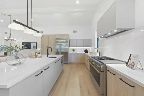 $2,880,000 | 2559 Fairglen Drive, San Jose, CA 95125