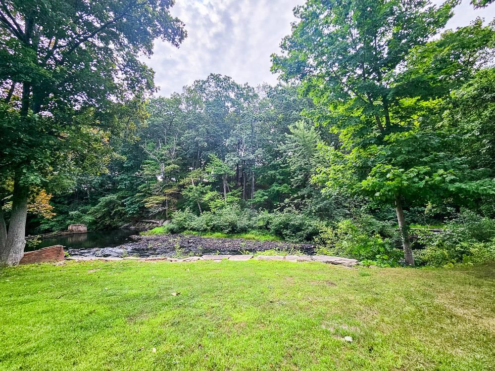 25 Fownes Mill Court Rochester, NH 03867 - Photo 2 of 37 Gallery Image 2