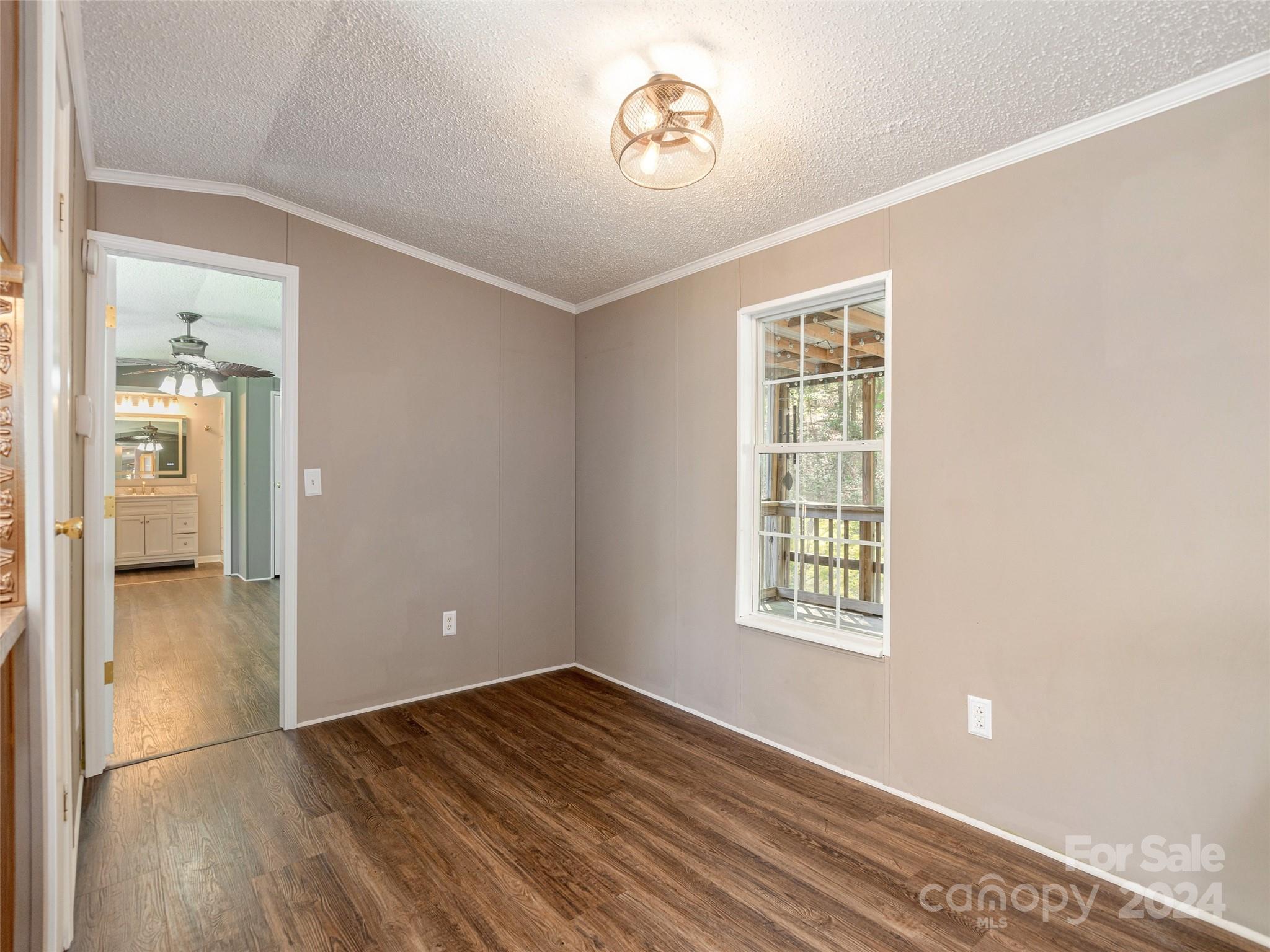 1067 Holbert Road Hendersonville, NC 28791 - Photo 16 of 36 Gallery Image 16