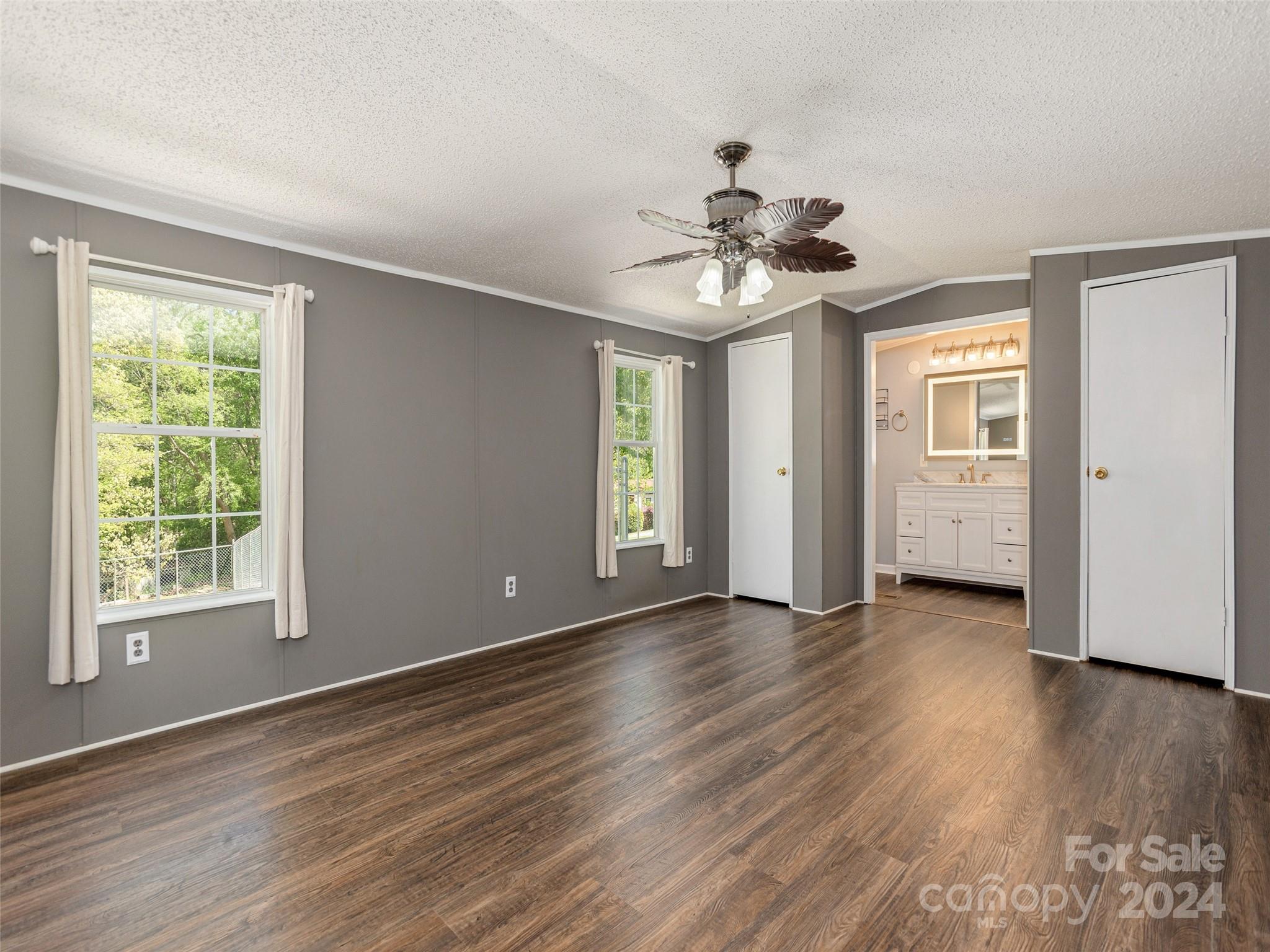 1067 Holbert Road Hendersonville, NC 28791 - Photo 17 of 36 Gallery Image 17
